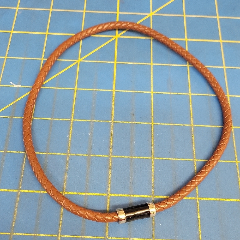 Nordstrom Rack Leather Magnetic 17" Choker Necklace NWOT